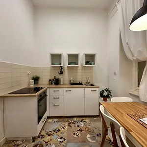 Cozy Flat In The Heart Of Apartamento Budapest